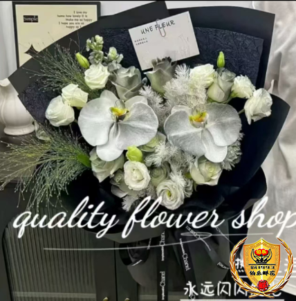 520专属【我追随的光是你】蝴蝶兰黑骑士玫瑰混搭花束男男士花束送男友爱人朋友花店送花上门