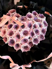 【偏爱无解】33朵乌梅子酱搭配玩偶鲜花花束十月鲜花礼物周年纪念日惊喜礼物送对象送闺蜜花店配送